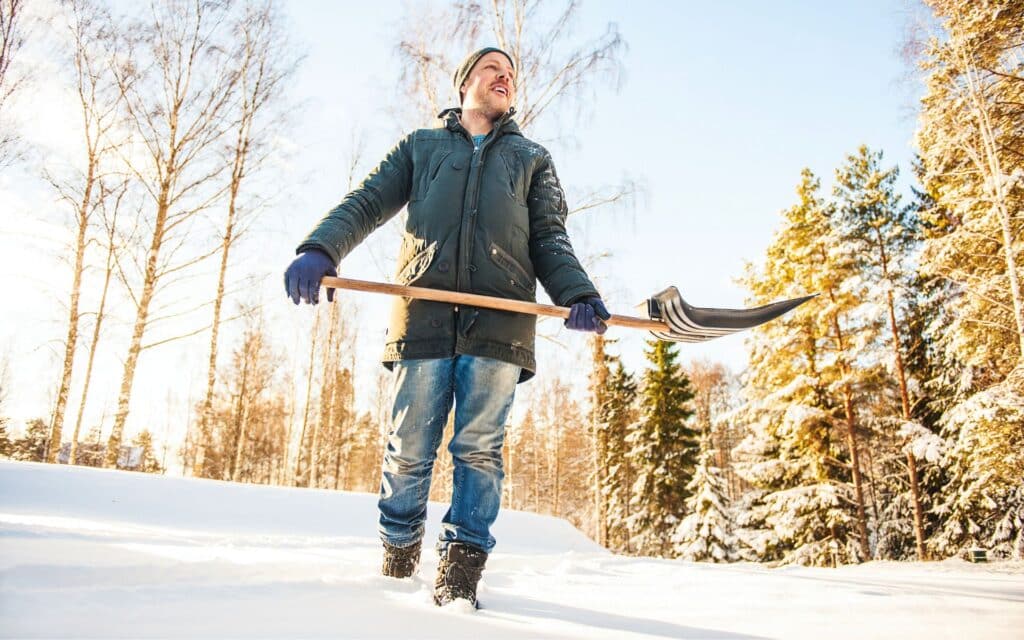 Removing Snow from Your Landscape
